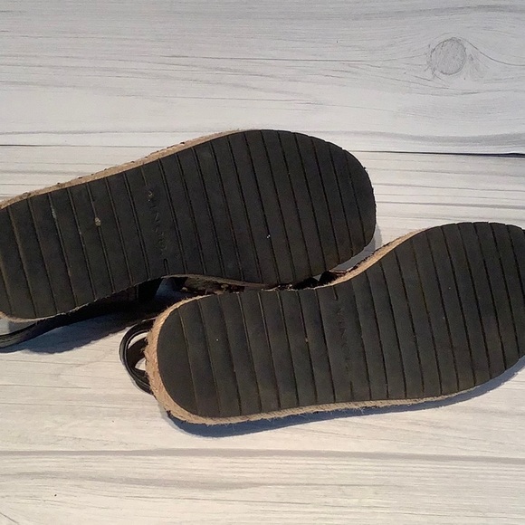 Vince Tenison Senegal sandals - Picture 10 of 12